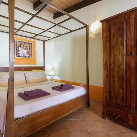 Lo Scrigno * ポルト・トッレス